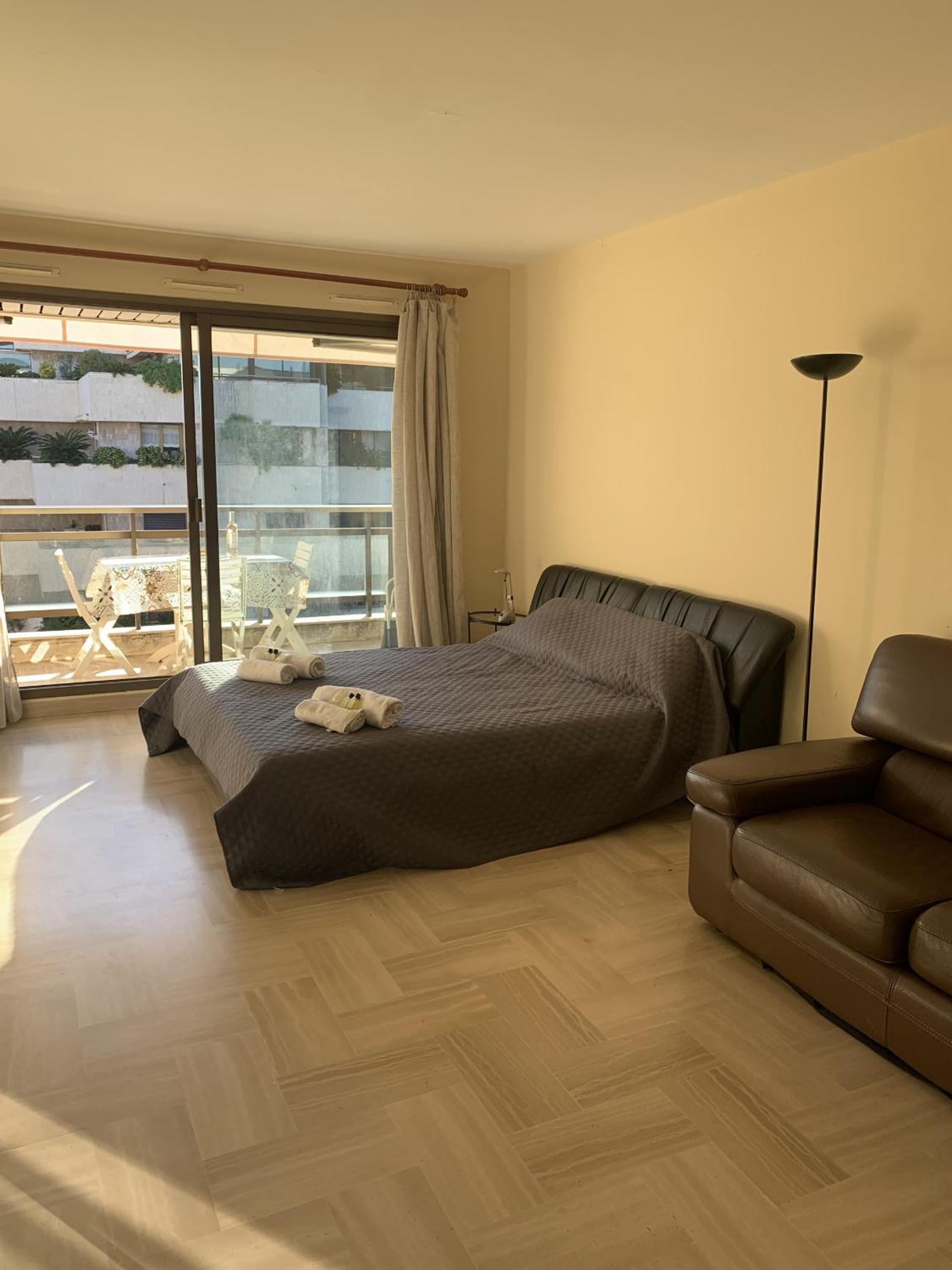 Gray D'Albion Pol519 Studio Cannes Exteriör bild